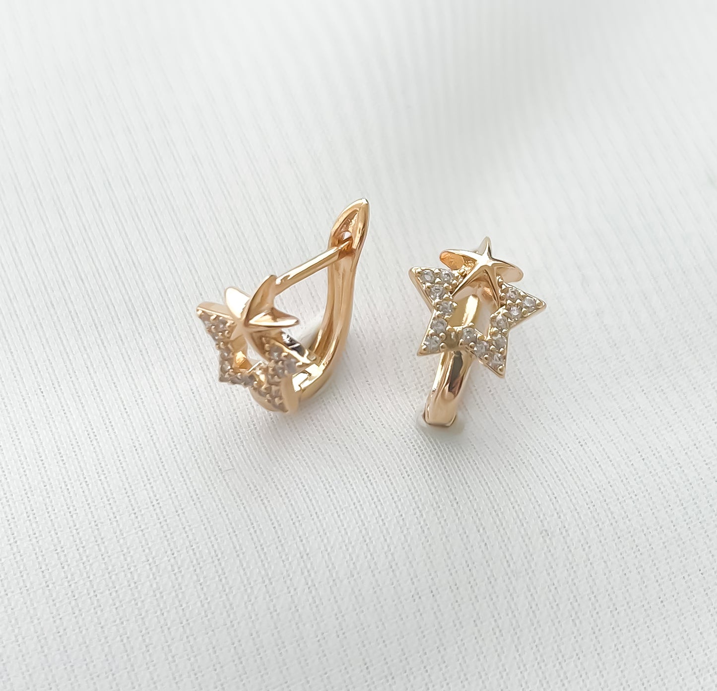 Brinco Click Estrela Cravejado Zircônia Banho Ouro 18k