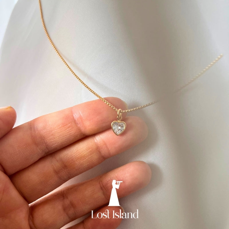 Colar Ponto de Luz de Coração Banho Ouro 18k