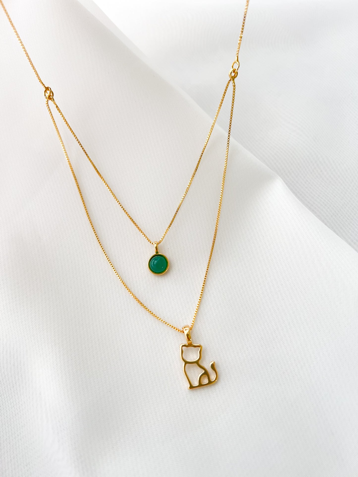 Colar Love Cat - Pedra Natural e Banhado a Ouro18k