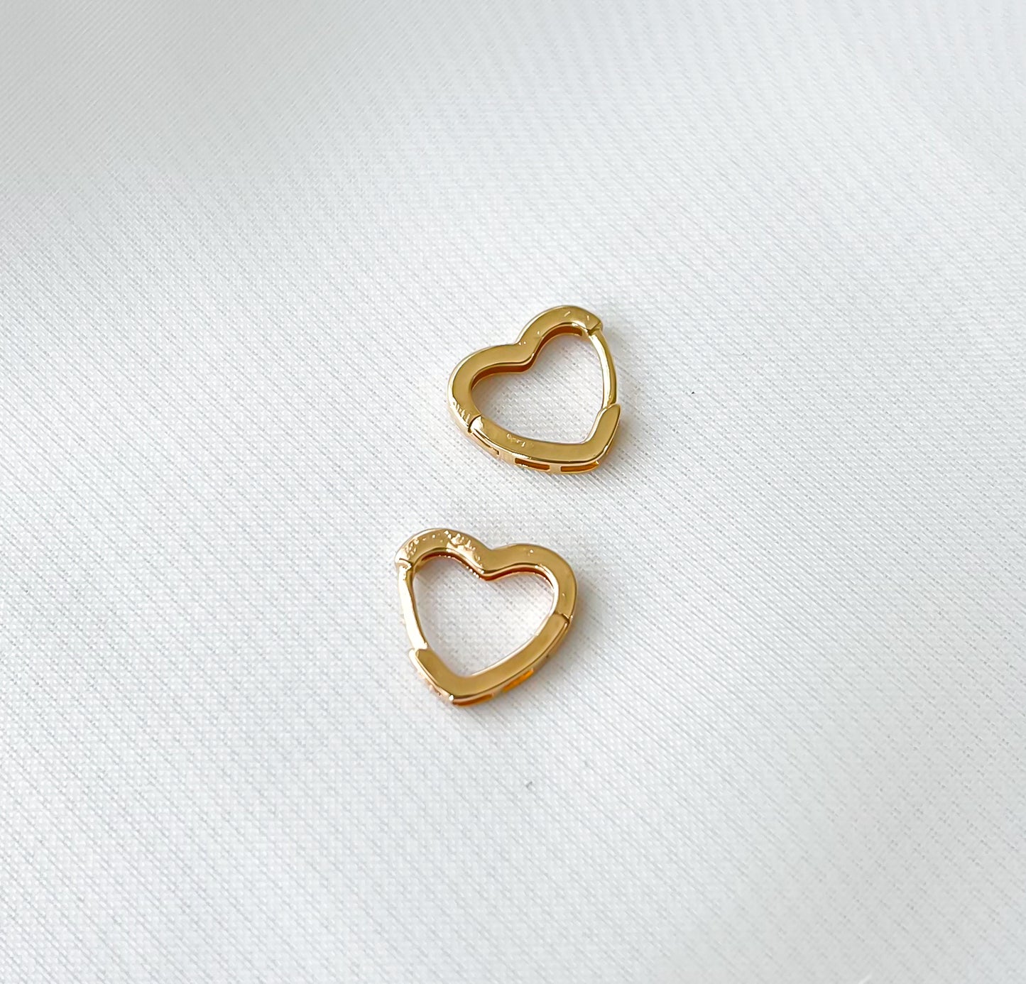 Brinco Argola Coração Babi Banho Ouro 18k