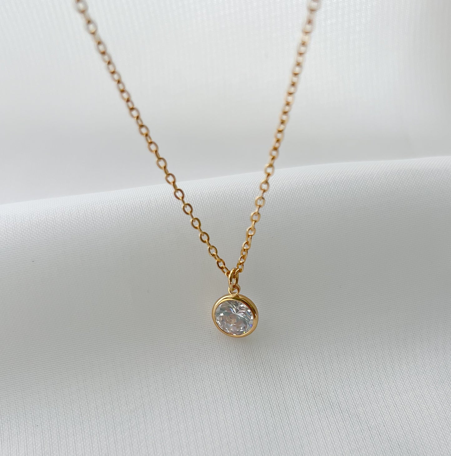 Colar Ponto de Luz Redondo Banho Ouro 18k