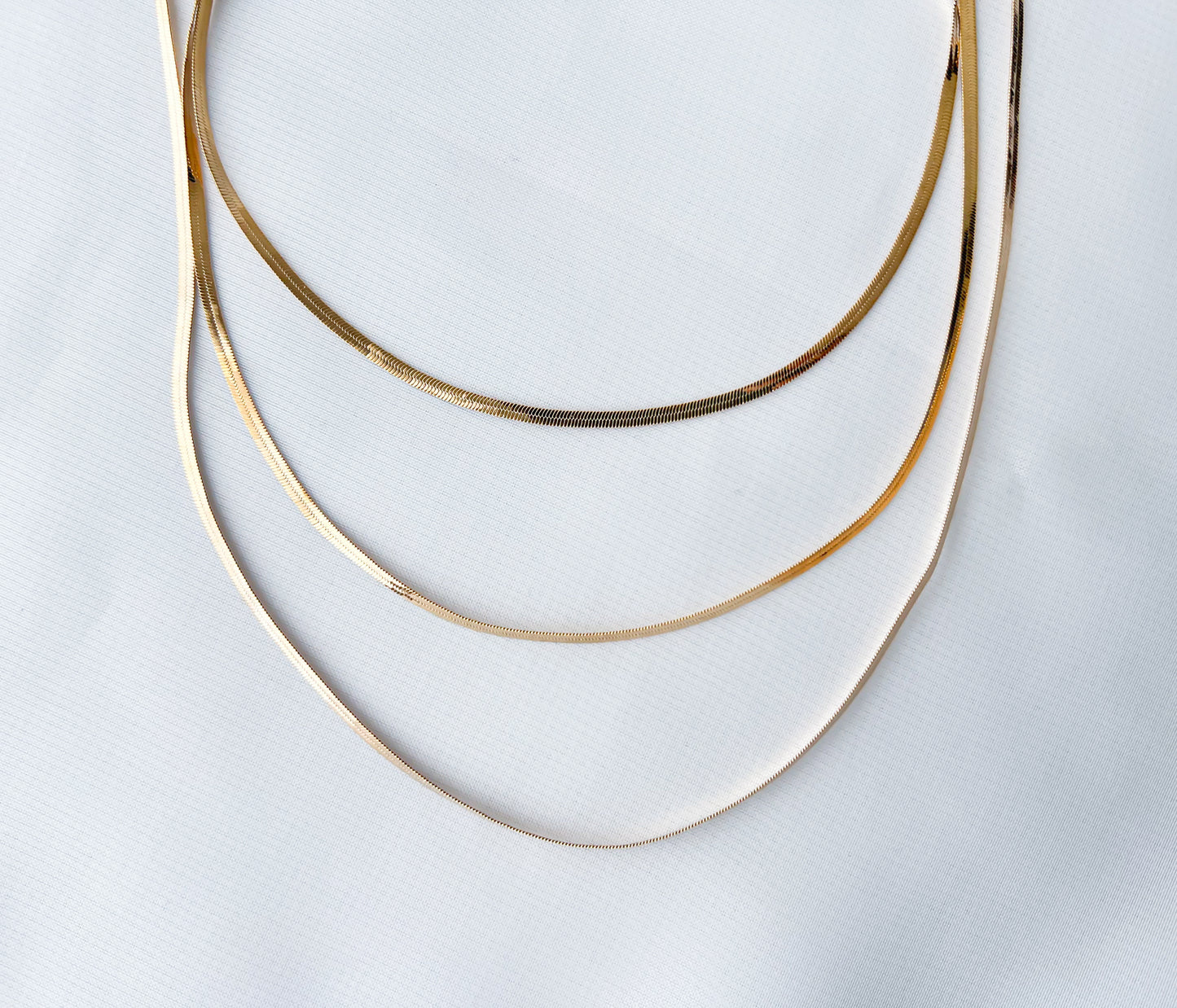 Colar Trio Fita Fina Banho Ouro 18k