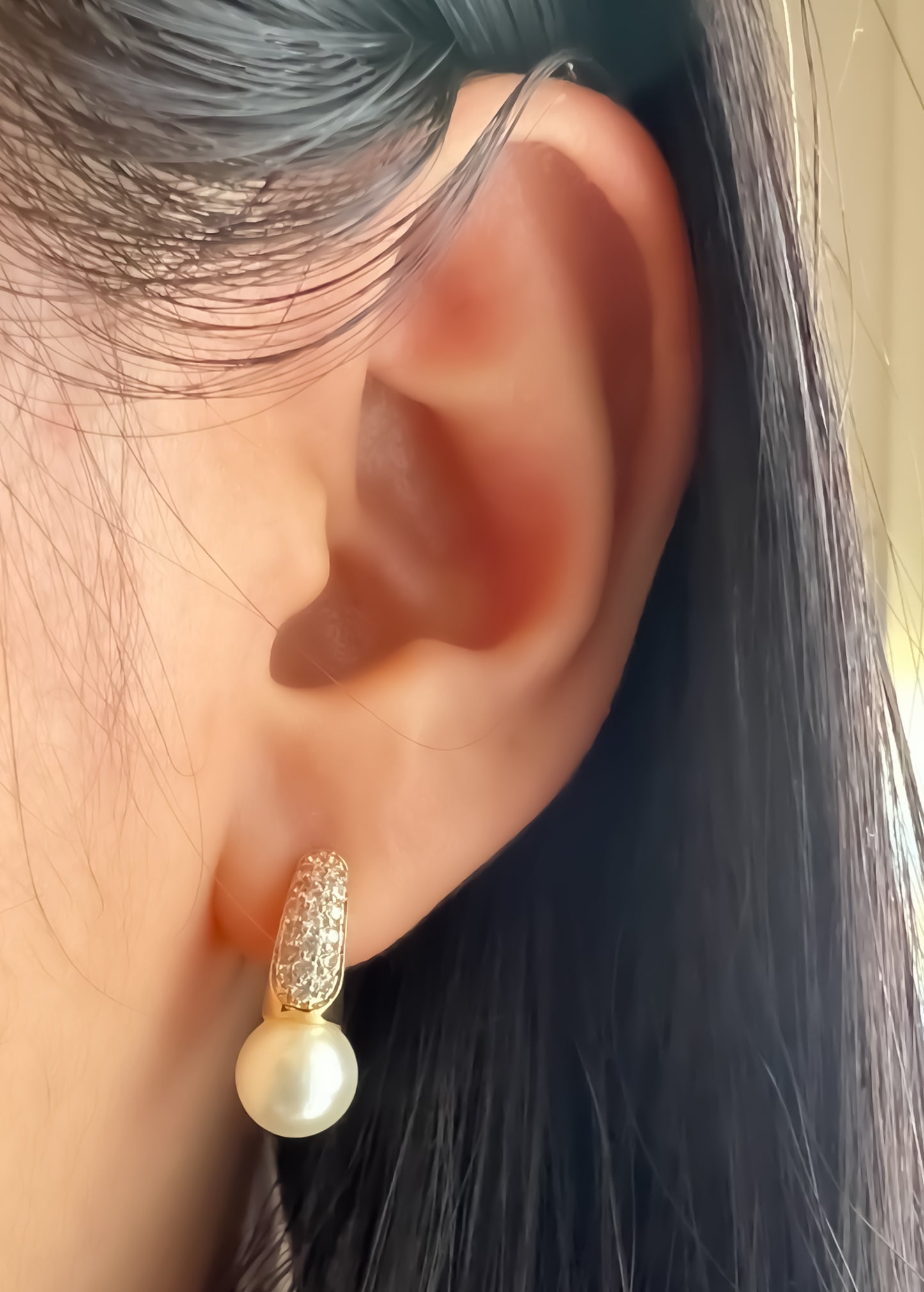 Brinco Banhado a Ouro 18k Cravejado em Zircônia