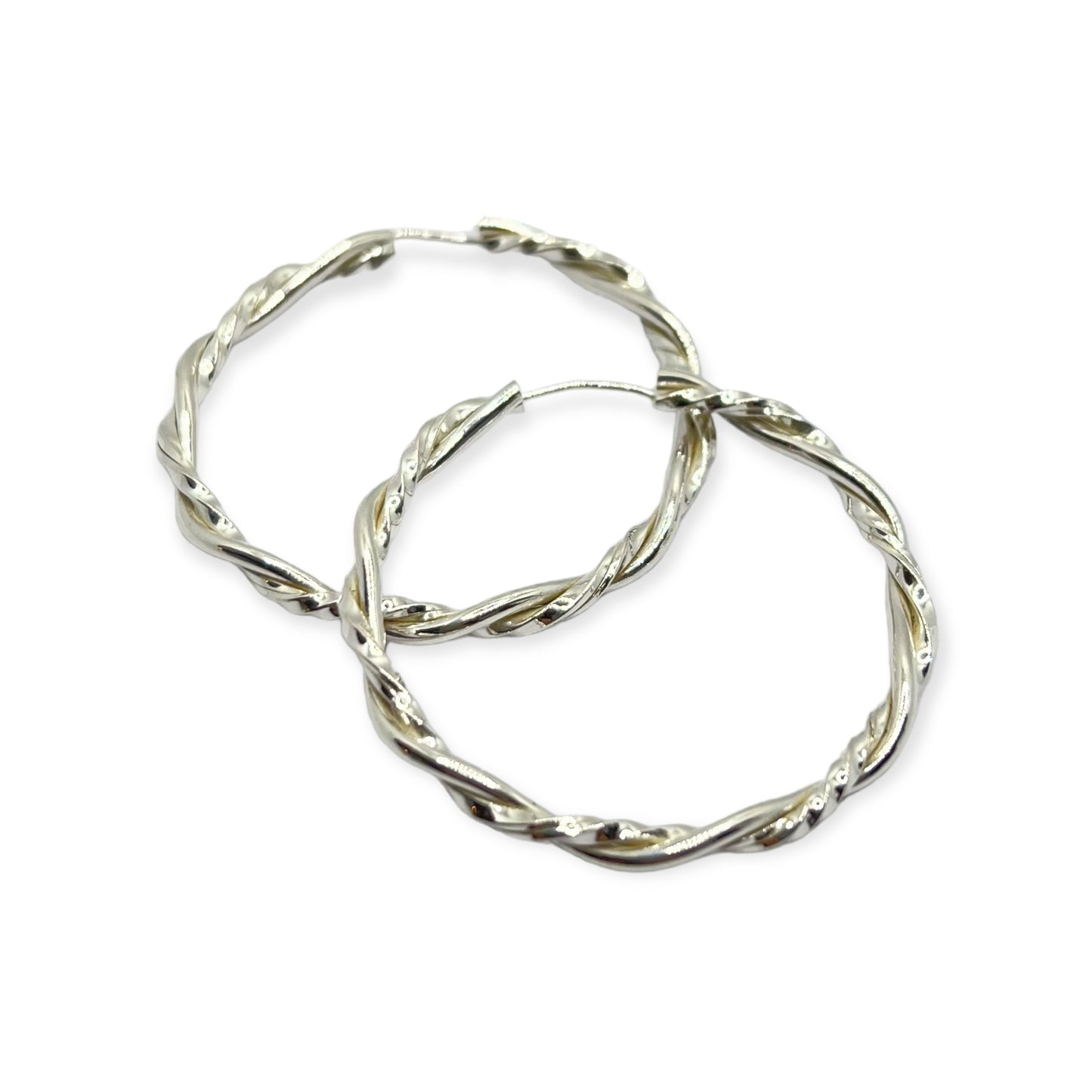 Brinco Argola Torcido em Prata 925