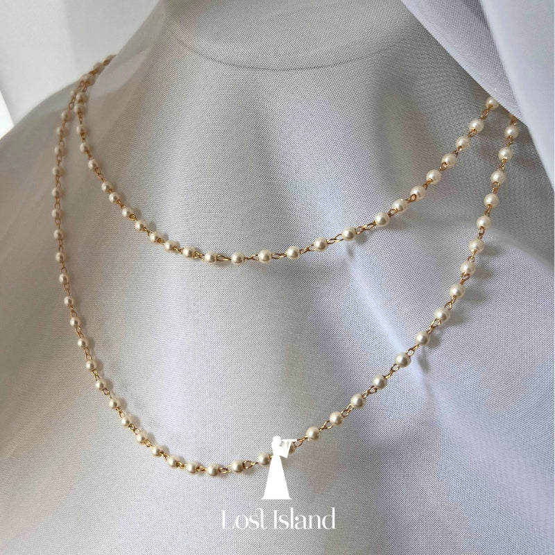 Colar Longo Mini perolas Banho Ouro 18k